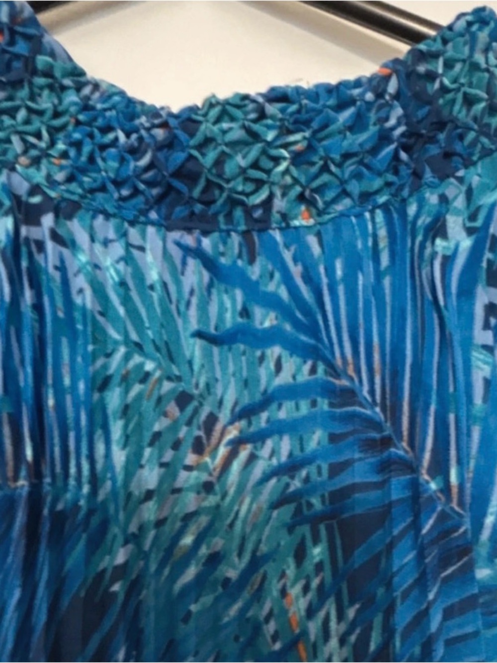 Jennifer Lopez Blue Tropical Pleated Halter Camisole - Picture 2 of 10
